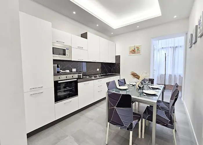 Elegante A Due Passi Dal Centro Rapallo